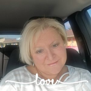 Meet your Posher, Stacie